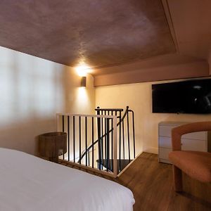 Appartement à 3 Chambres à Coucher