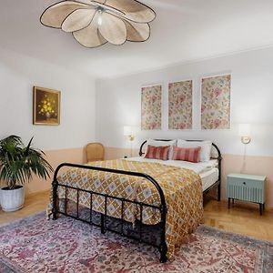 Mikolajska Apartment 2