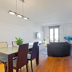 Appartement à 2 Chambres à Coucher