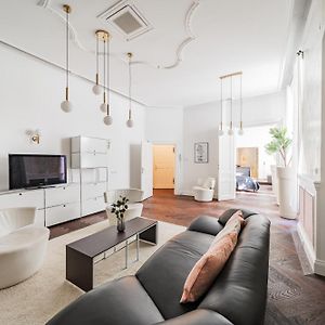 Appartement à 2 Chambres à Coucher