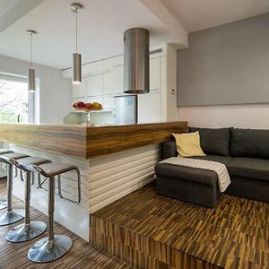 Comfort Apartment In Great Location