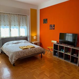 Isola Flat