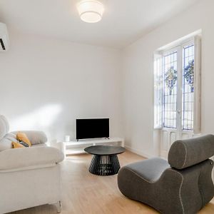 Appartement à 3 Chambres à Coucher