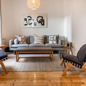 Appartement à 4 Chambres à Coucher