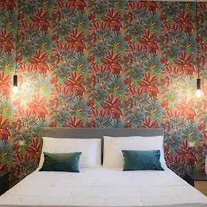 Marina Sea Apartments-Seaside Boutique