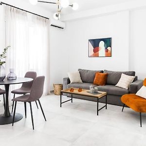 Syntagma Two Bedroom Nest