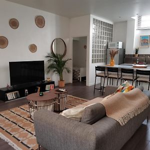 Appartement à 2 Chambres à Coucher