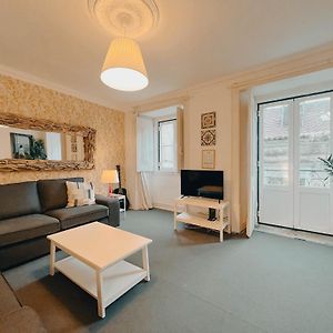 My Fair Lisbon - Trendy Bairro Alto Apartment