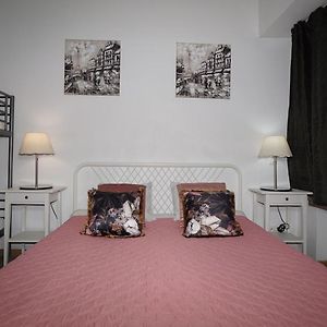 Brial Apartment 2 Bedrooms,