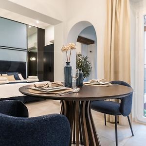 Modern Studio In The Heart Of Malaga By Rems