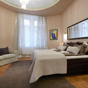 Appartement de Luxe à 1 Chambre à Coucher