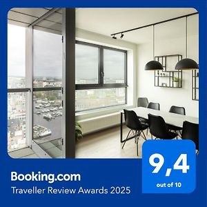 Appartement à 2 Chambres à Coucher