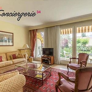 Appartement à 2 Chambres à Coucher