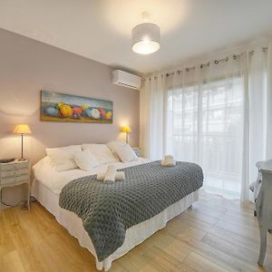 Appartement à 2 Chambres à Coucher