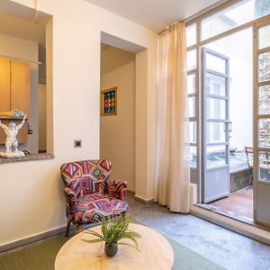Mayer Tatarbey Apartments
