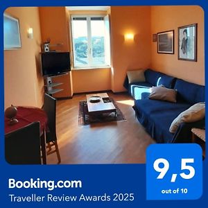 Appartement à 2 Chambres à Coucher