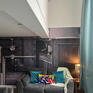Appartement à 2 Chambres à Coucher