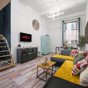 Appartement à 2 Chambres à Coucher