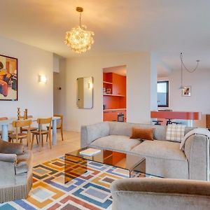 Appartement à 3 Chambres à Coucher