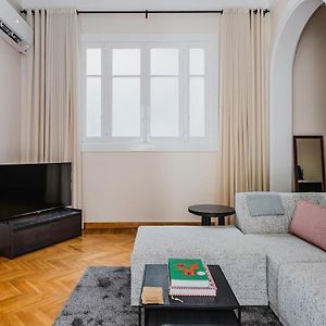 Appartement à 2 Chambres à Coucher