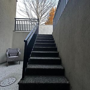 Luxury Vancouver Suite Near Yvr And Downtown