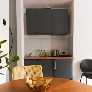 Urban Grey Essence Apartment