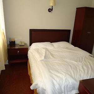 Aditya Hotel