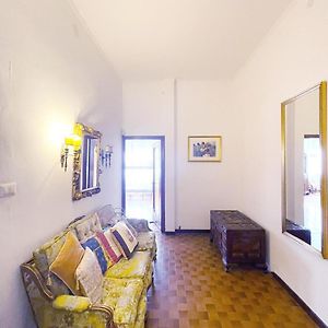 Appartement à 3 Chambres à Coucher