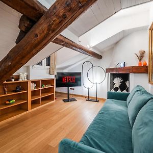 Appartement à 2 Chambres à Coucher