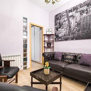 Appartement à 3 Chambres à Coucher