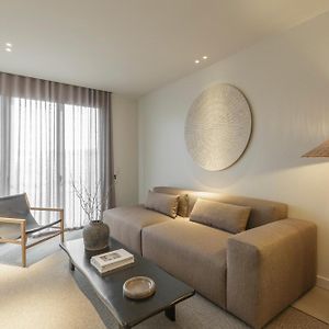 Appartement à 3 Chambres à Coucher