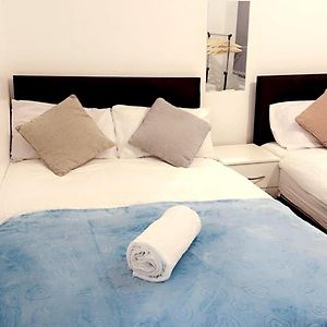 Appartement à 3 Chambres à Coucher