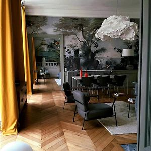 Appartement à 2 Chambres à Coucher