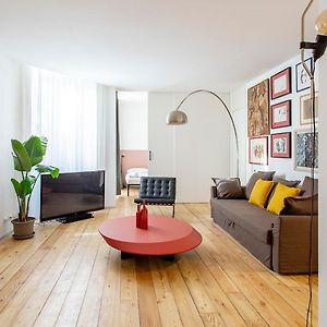 Appartement à 2 Chambres à Coucher