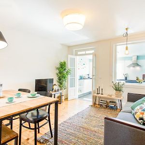 Appartement à 2 Chambres à Coucher