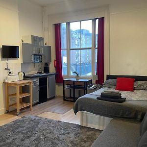 Studio In Central London - 13