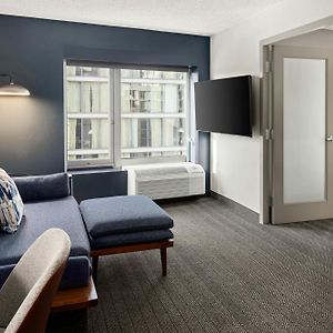 Suite à 1 Chambre à Coucher Lit King-Size