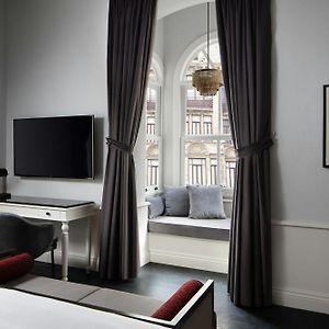 Chambre Grand Lit King-Size d'Angle
