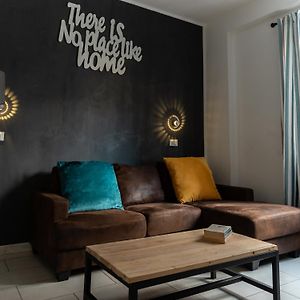 Appartement à 2 Chambres à Coucher