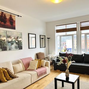 Appartement à 2 Chambres à Coucher