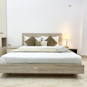 Central Adress Ad25