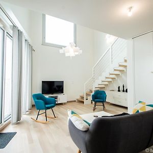 Appartement à 2 Chambres à Coucher