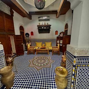 Maison à 3 Chambres à Coucher