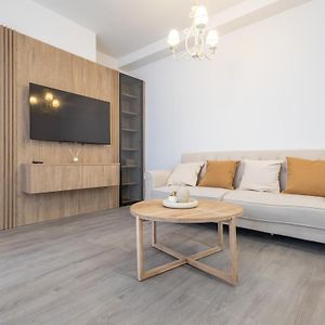 Appartement à 2 Chambres à Coucher