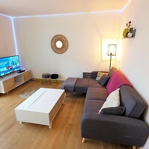 Appartement à 2 Chambres à Coucher