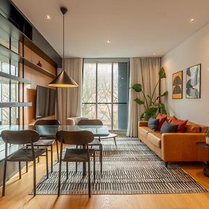 Appartement à 2 Chambres à Coucher