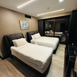 Appartement à 2 Chambres à Coucher