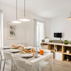 Appartement à 3 Chambres à Coucher