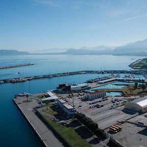 Harbour Front - Luxury Rooms