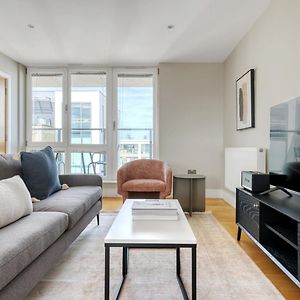 Appartement à 2 Chambres à Coucher